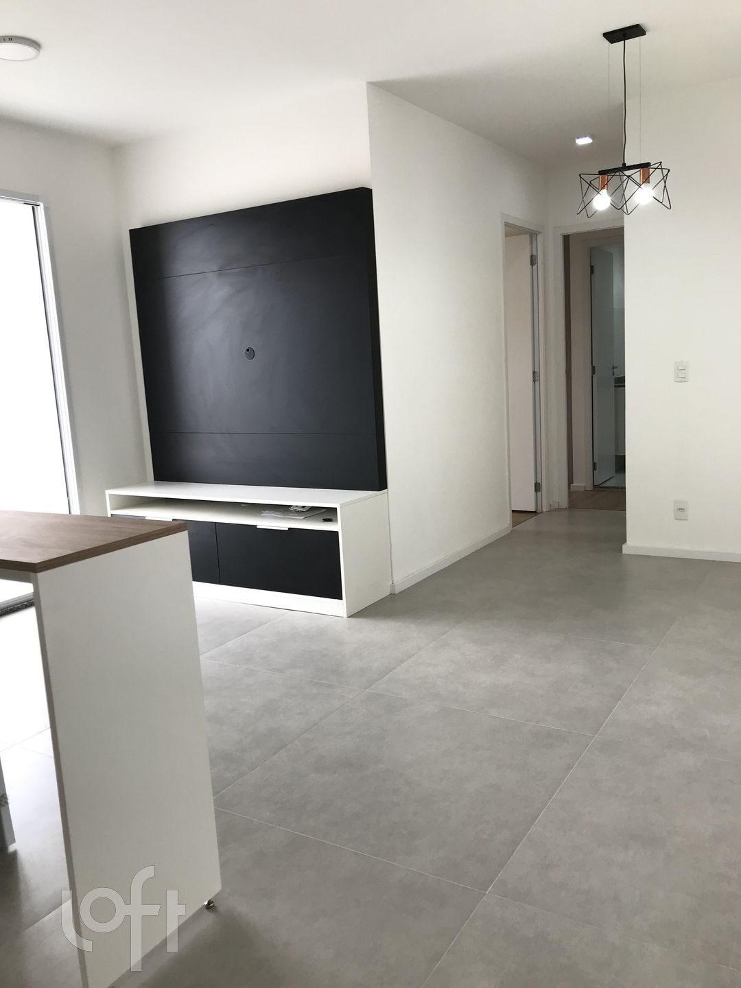 Apartamento à venda com 2 quartos, 56m² - Foto 1