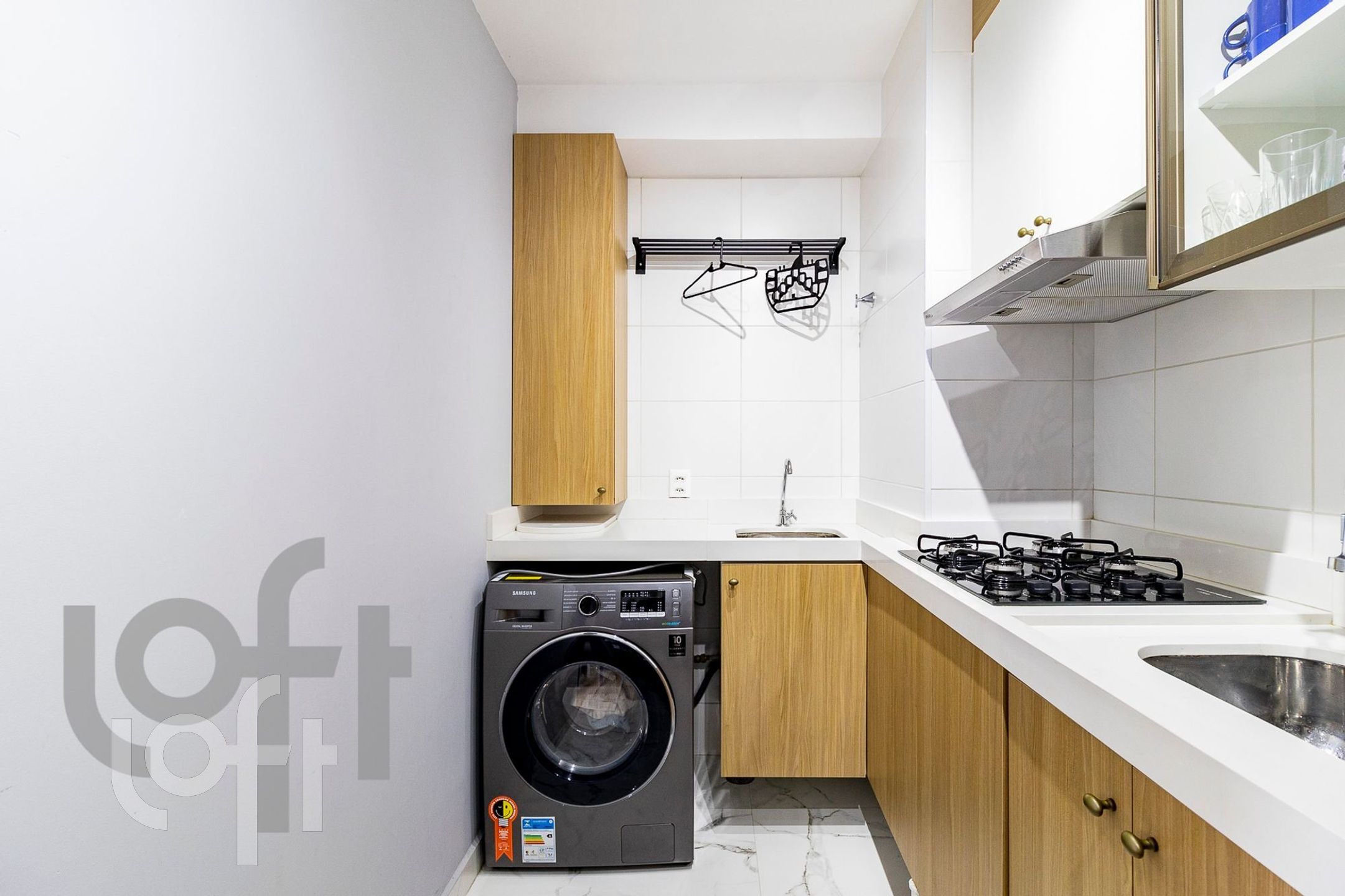 Apartamento à venda com 2 quartos, 35m² - Foto 17