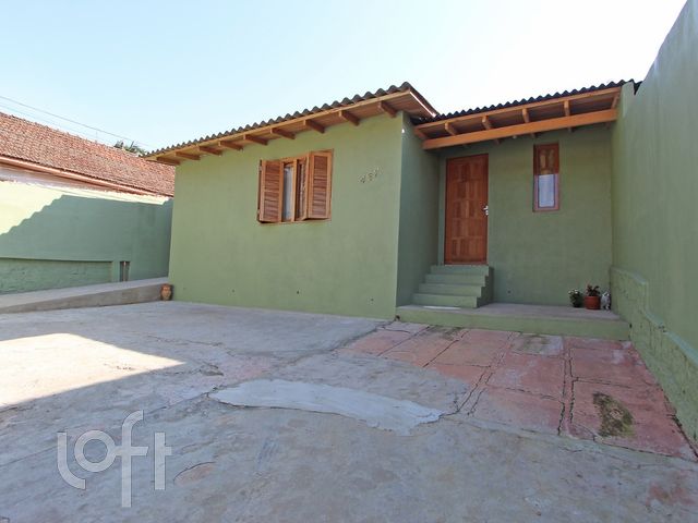 Casa com 270m², 5 dormitórios, 2 vagas, Vila Ipiranga em Porto Alegre