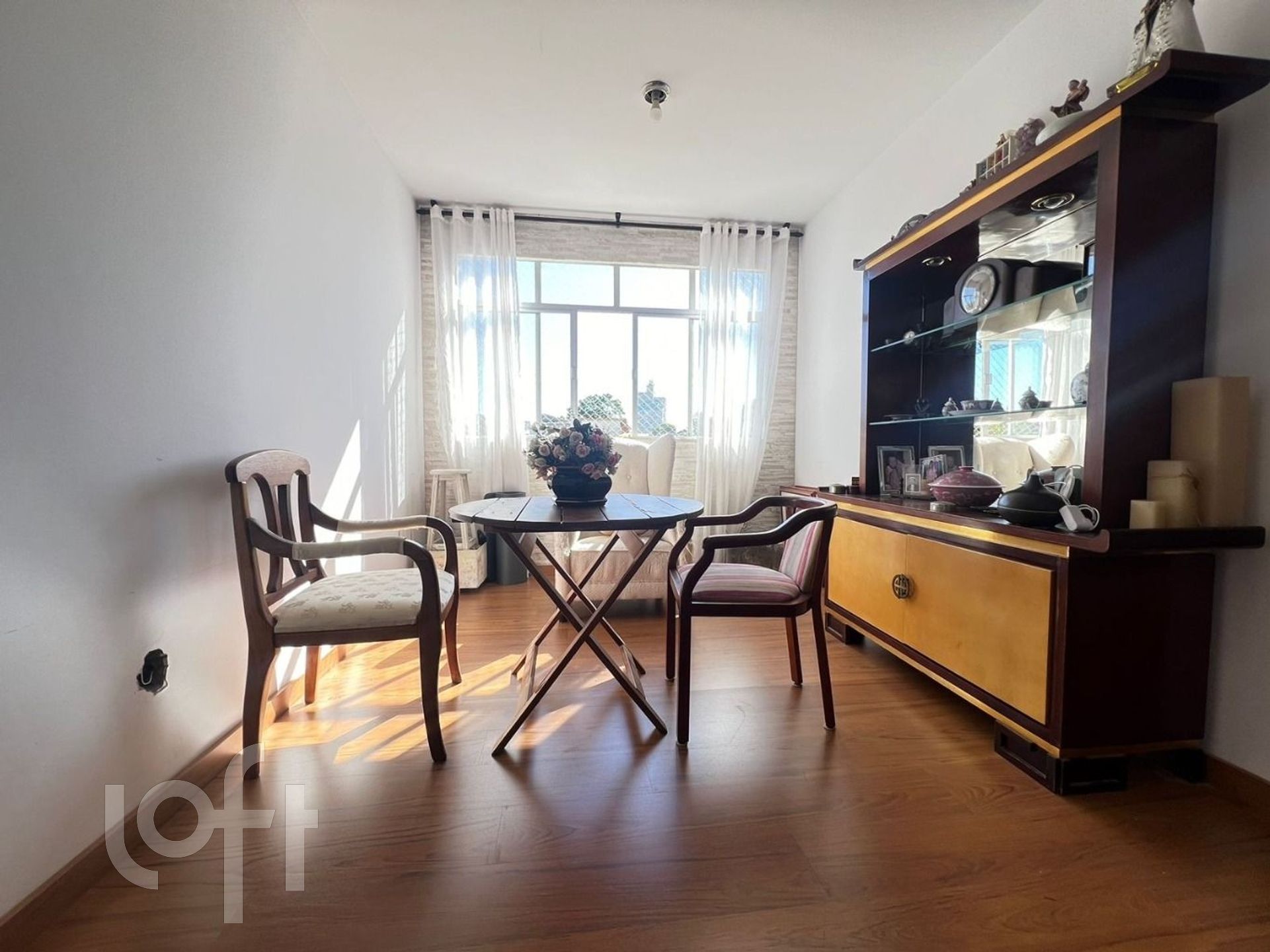 Apartamento à venda em Estreito com 74 m², 3 quartos, 1 suíte, 1 vaga
