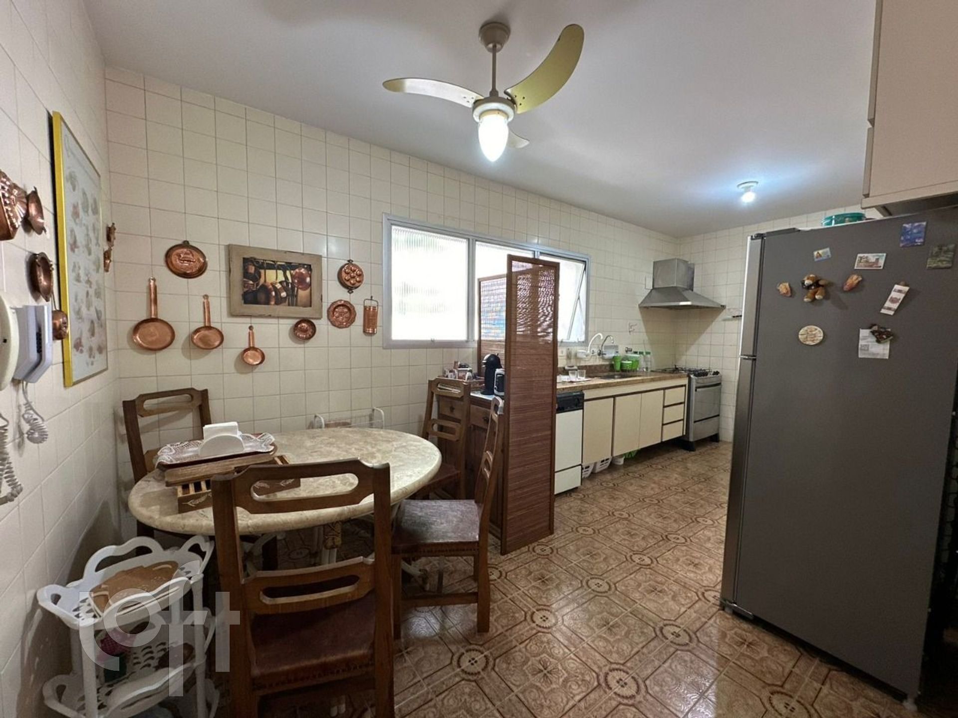 Apartamento à venda com 3 quartos, 241m² - Foto 18