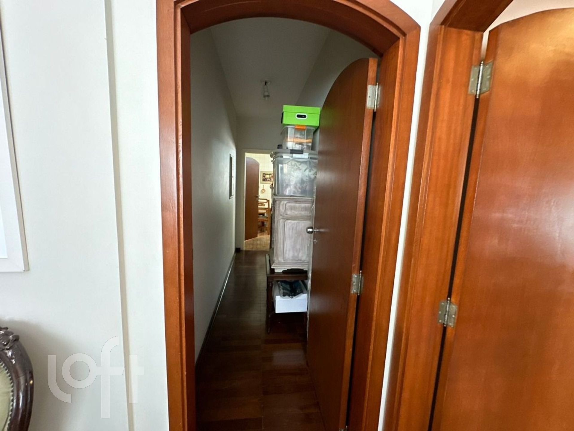 Apartamento à venda com 3 quartos, 241m² - Foto 17