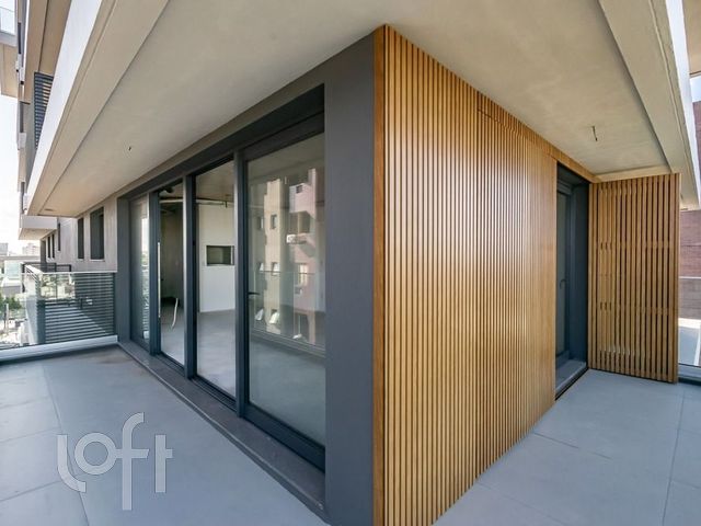 Apartamento com 118m², 3 dormitórios, 1 suíte, 2 vagas, Higienópolis em Porto Alegre