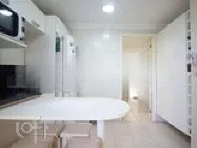 Casa em Condomínio com 259m², 4 dormitórios, 2 suítes, Boa Vista em Porto Alegre