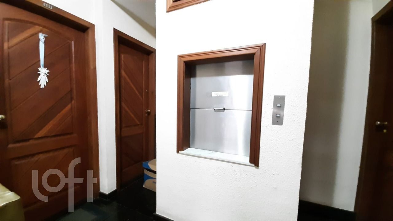 Apartamento à venda com 4 quartos, 240m² - Foto 12