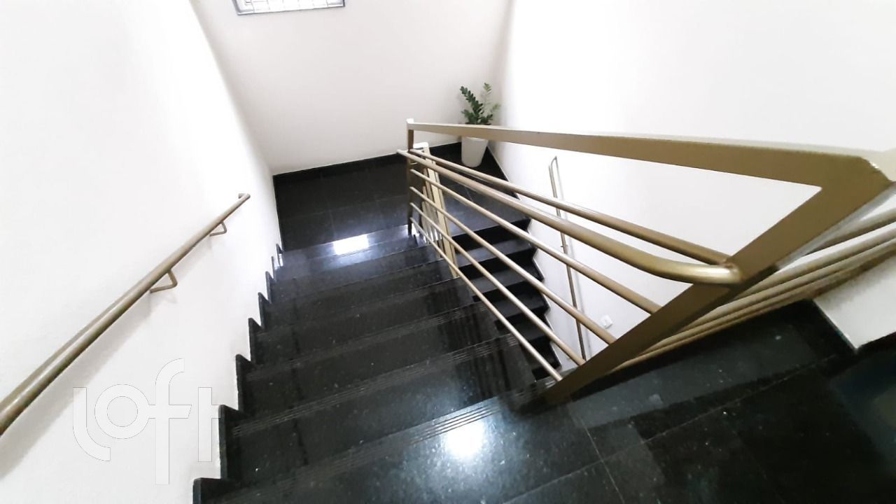 Apartamento à venda com 4 quartos, 240m² - Foto 10