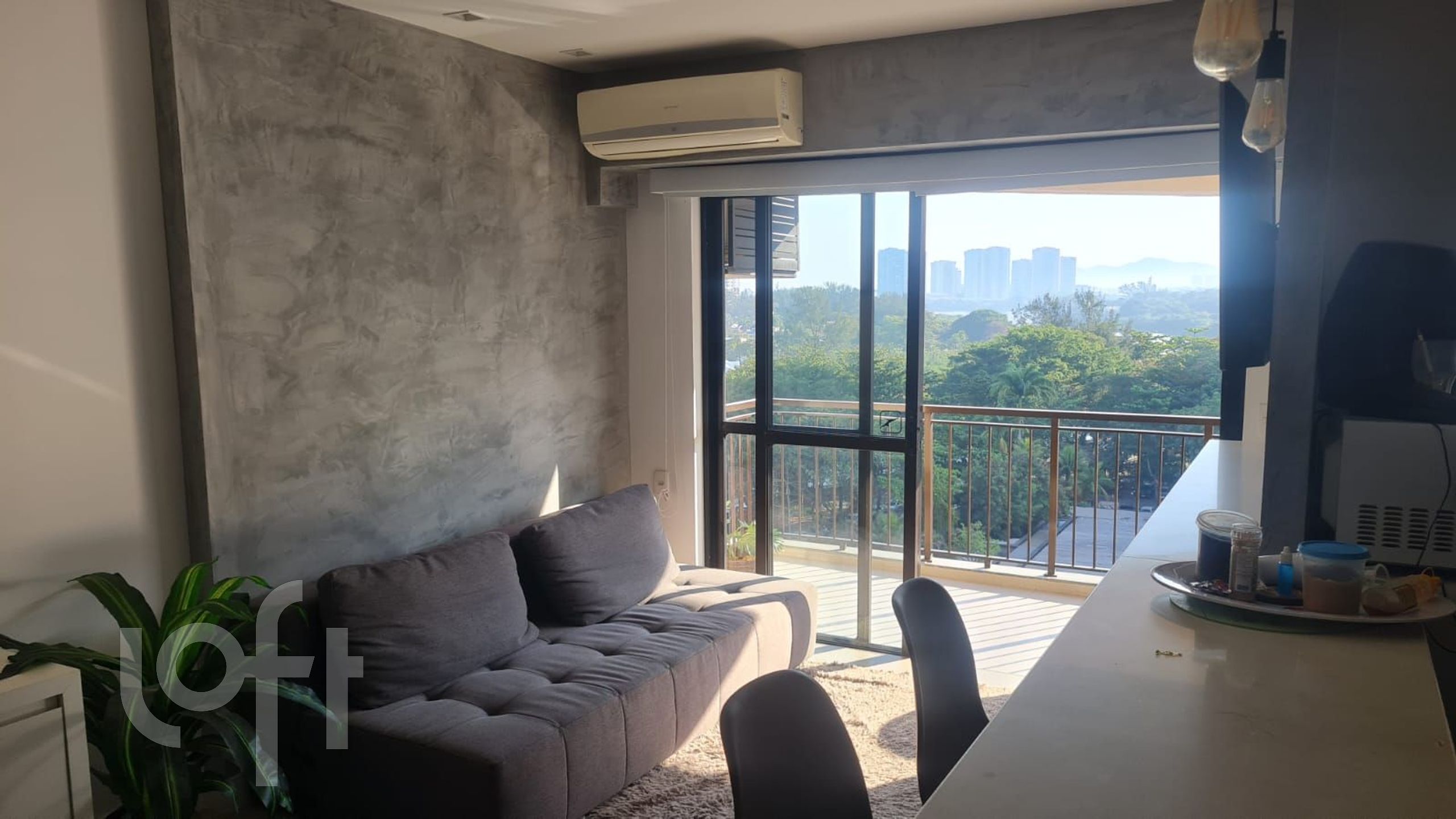 Apartamento à venda em Barra da Tijuca com 64 m², 1 quarto, 1 vaga