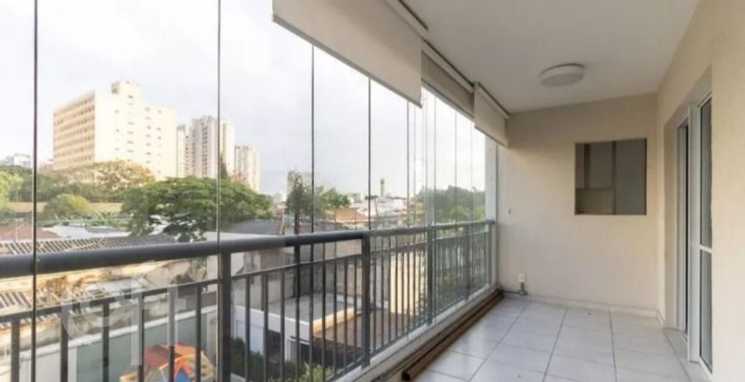 Apartamento à venda com 2 quartos, 68m² - Foto 4