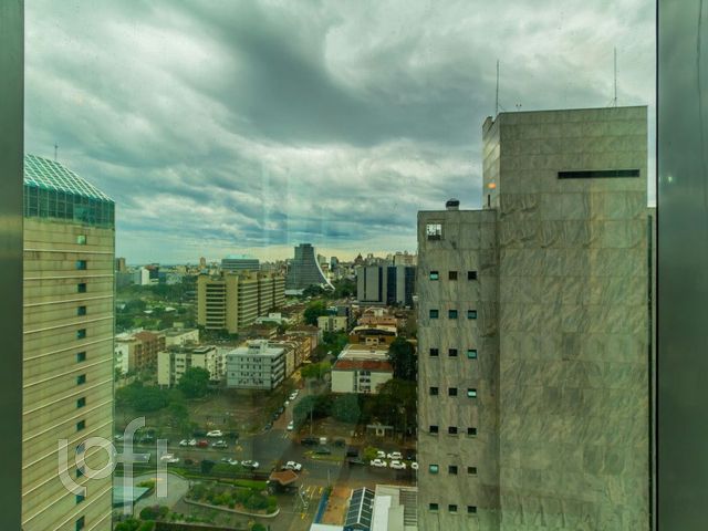 Apartamento com 46m², 1 dormitório, 1 vaga, Praia de Belas em Porto Alegre