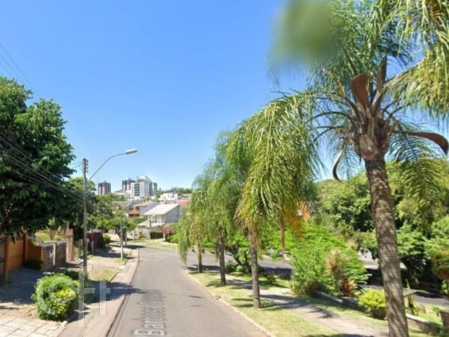 Casa com 141m², 3 dormitórios, 1 suíte, 3 vagas, Chácara das Pedras em Porto Alegre