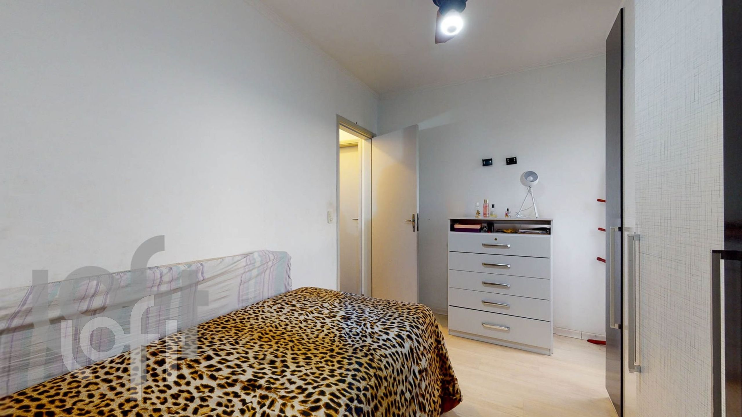 Apartamento à venda com 3 quartos, 70m² - Foto 4