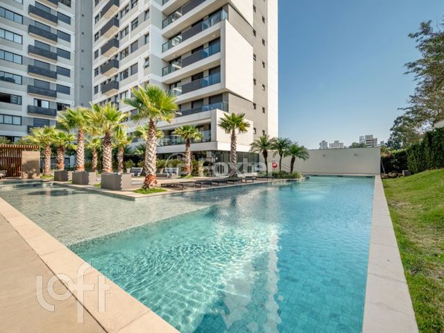 Apartamento com 49m², 1 dormitório, 1 suíte, 1 vaga, Petrópolis em Porto Alegre