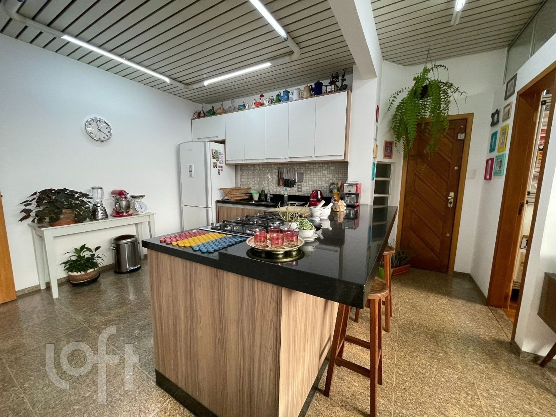 Apartamento à venda com 4 quartos, 150m² - Foto 18