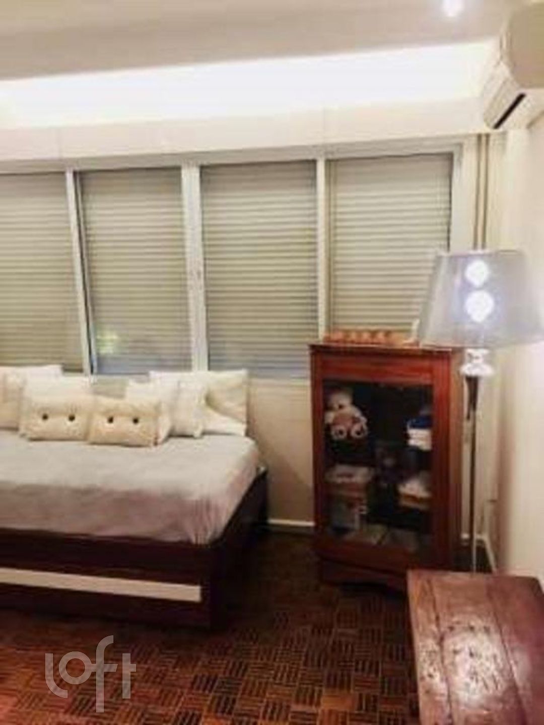 Apartamento à venda com 3 quartos, 218m² - Foto 5