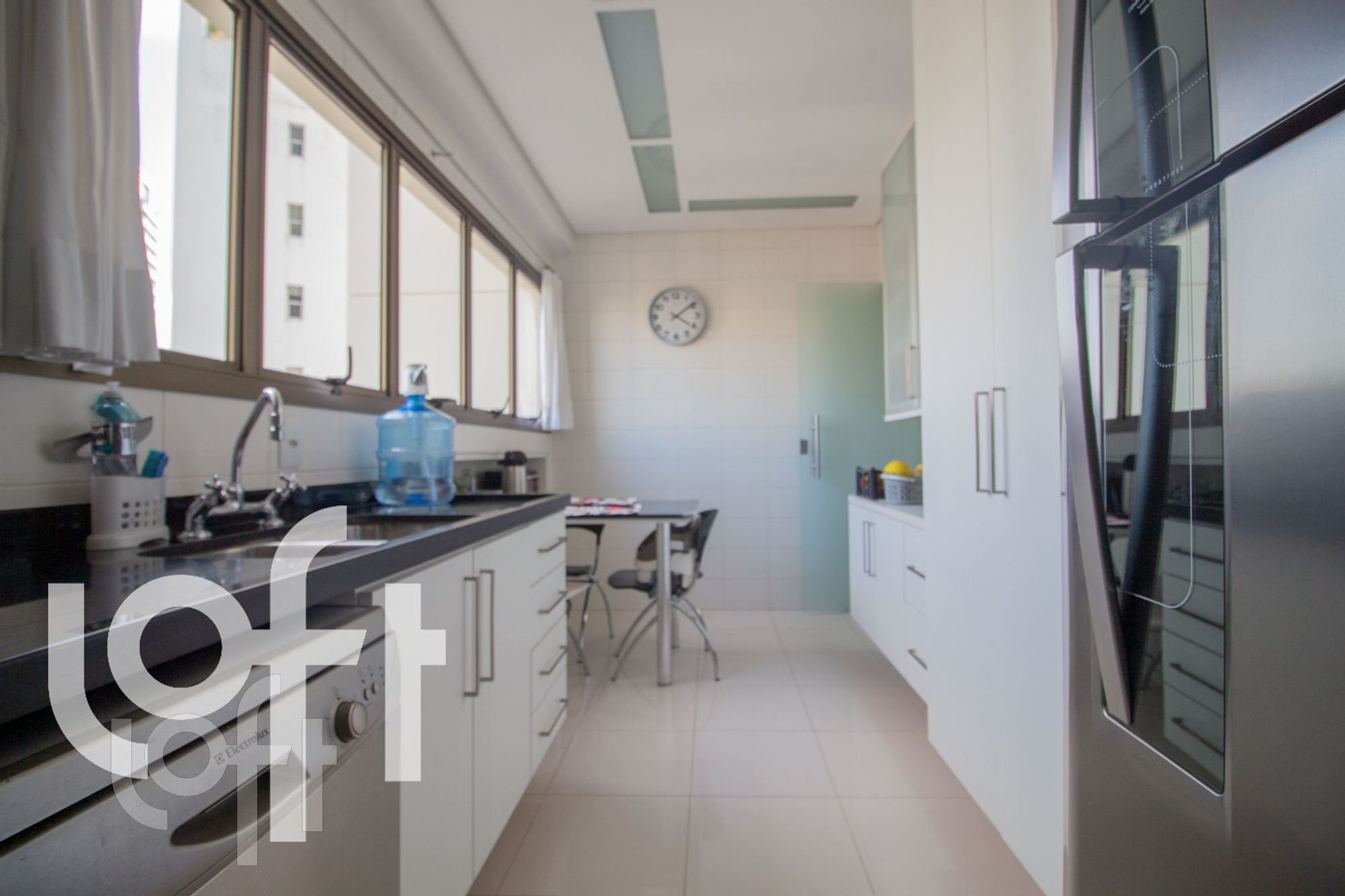 Apartamento à venda com 3 quartos, 147m² - Foto 22