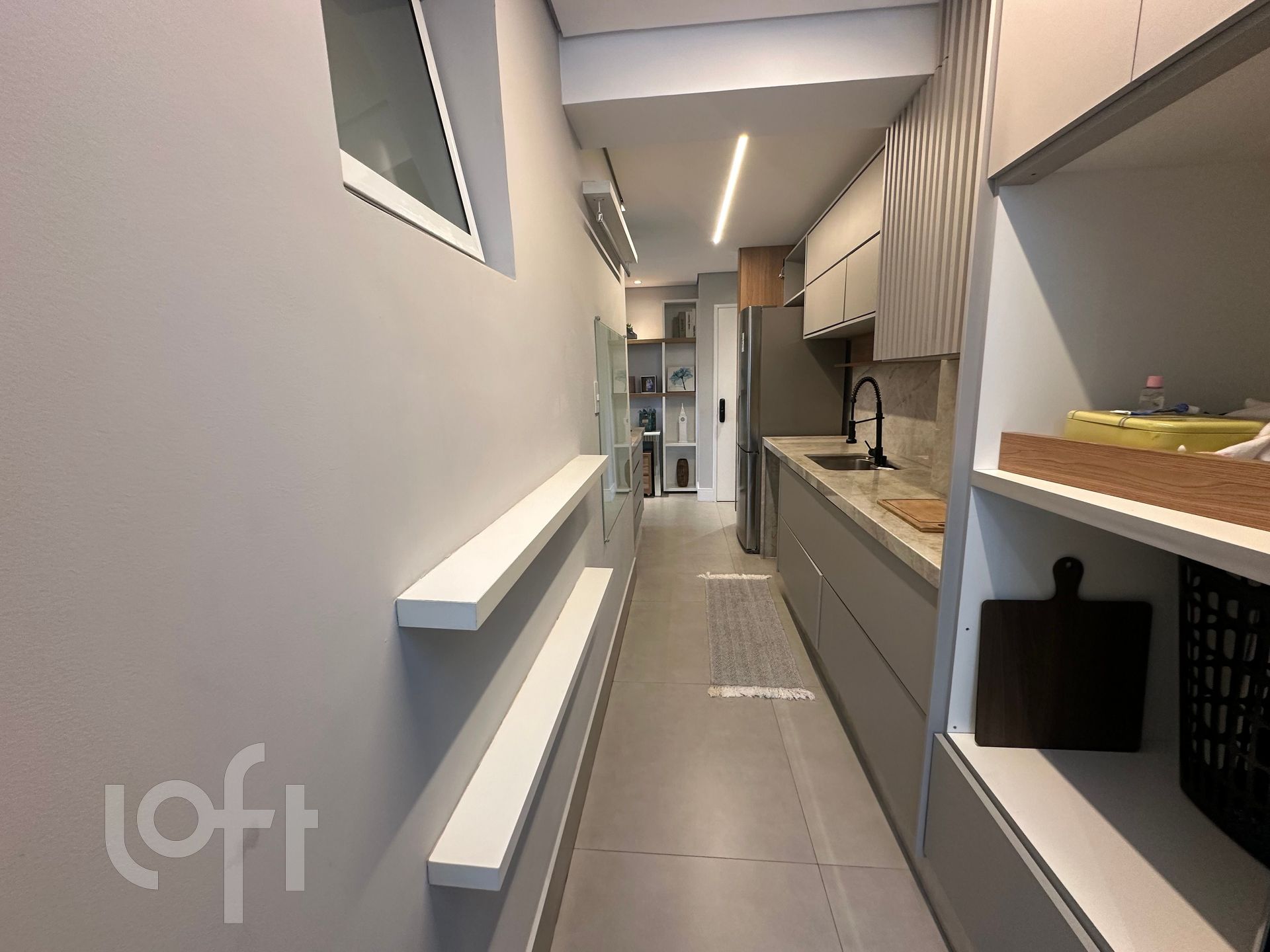 Apartamento à venda com 3 quartos, 75m² - Foto 18