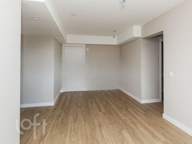 Apartamento com 62m², 2 dormitórios, 1 suíte, 1 vaga, Vila Ipiranga em Porto Alegre