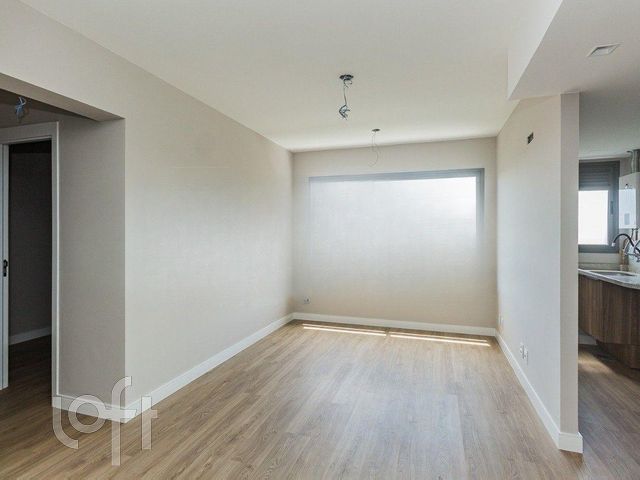 Apartamento com 62m², 2 dormitórios, 1 suíte, 1 vaga, Vila Ipiranga em Porto Alegre