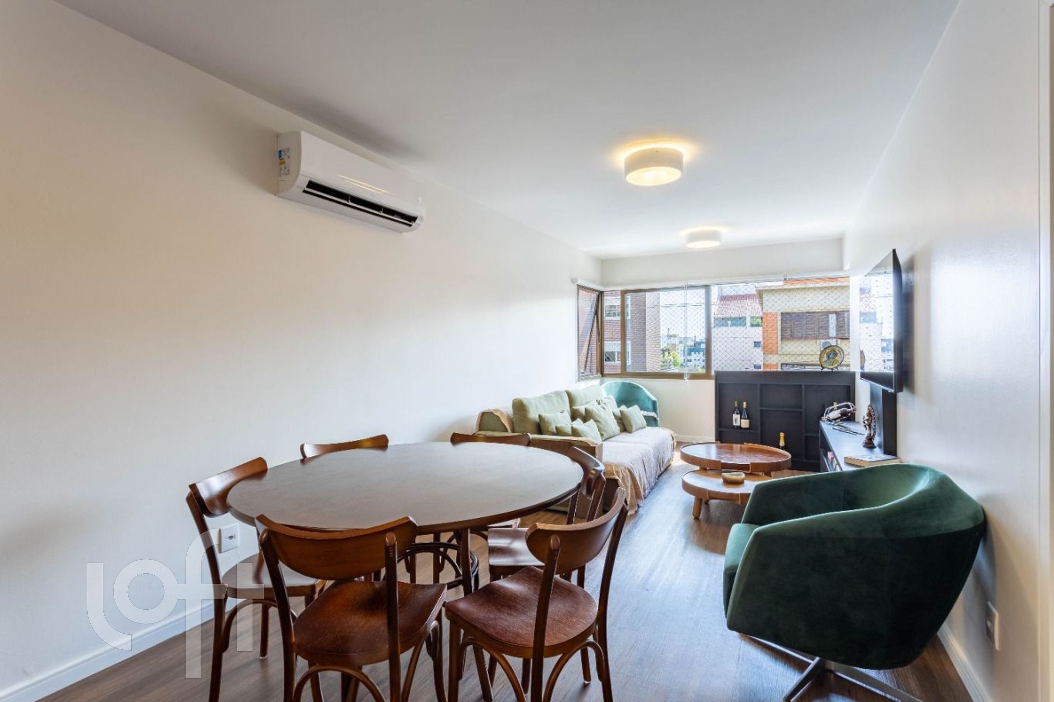 Apartamento com 91m², 3 dormitórios, 1 suíte, 2 vagas, Auxiliadora em Porto Alegre