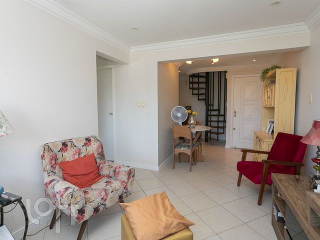 Apartamento com 151m², 2 dormitórios, 1 suíte, 1 vaga, Petrópolis em Porto Alegre