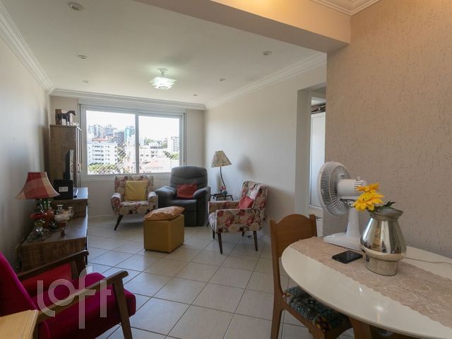 Apartamento com 151m², 2 dormitórios, 1 suíte, 1 vaga, Petrópolis em Porto Alegre