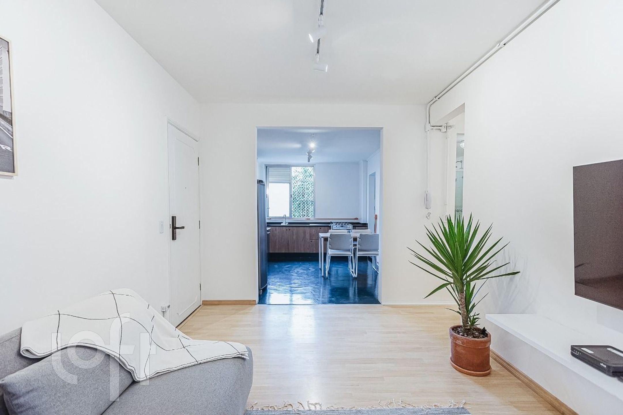 Apartamento à venda com 3 quartos, 80m² - Foto 7