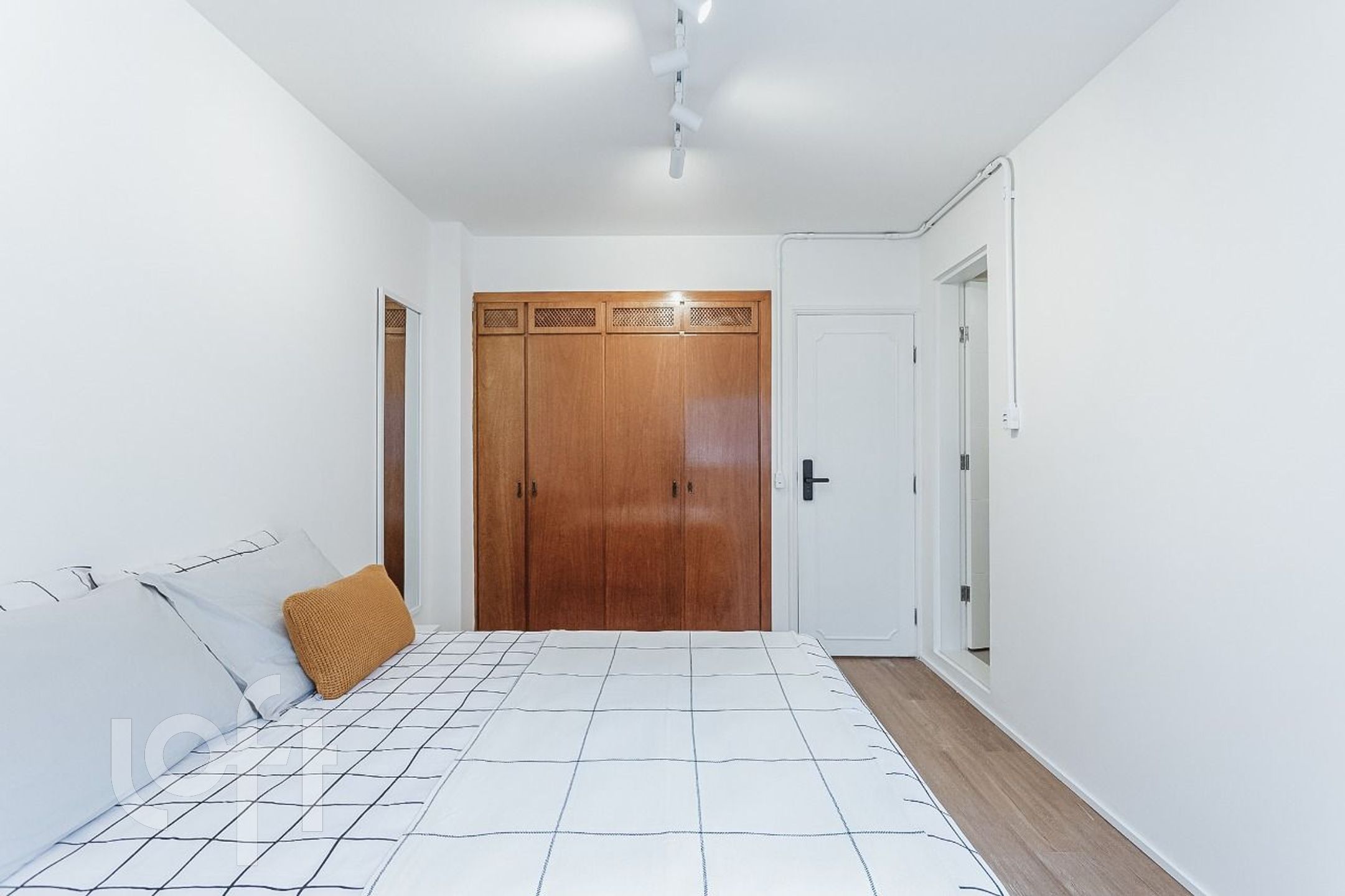 Apartamento à venda com 3 quartos, 80m² - Foto 31