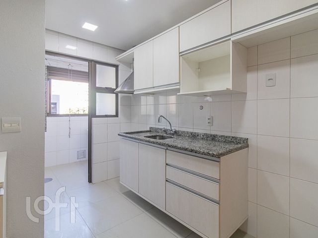 Apartamento com 89m², 3 dormitórios, 1 suíte, 1 vaga, Menino Deus em Porto Alegre