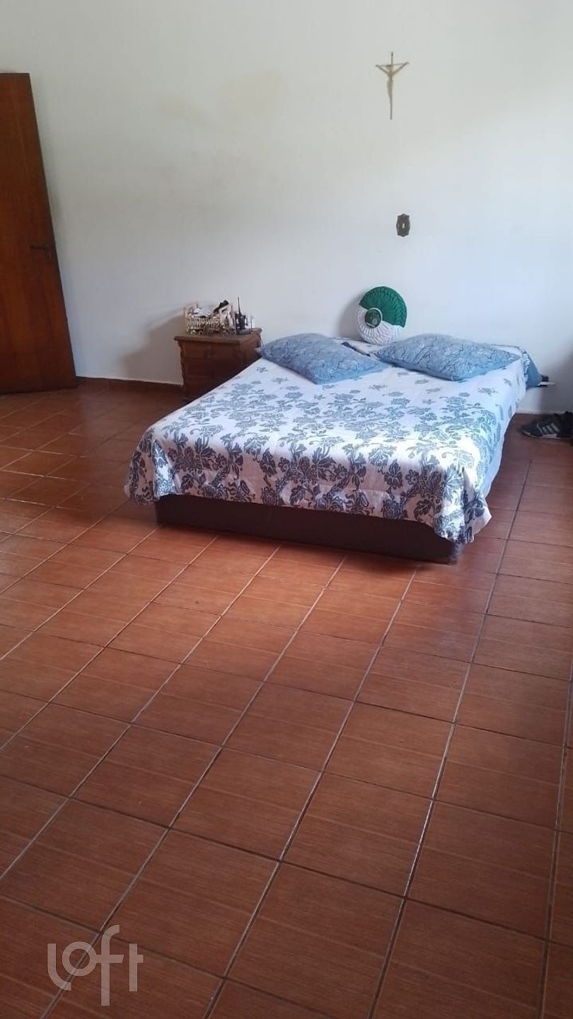 Casa à venda com 3 quartos, 250m² - Foto 18