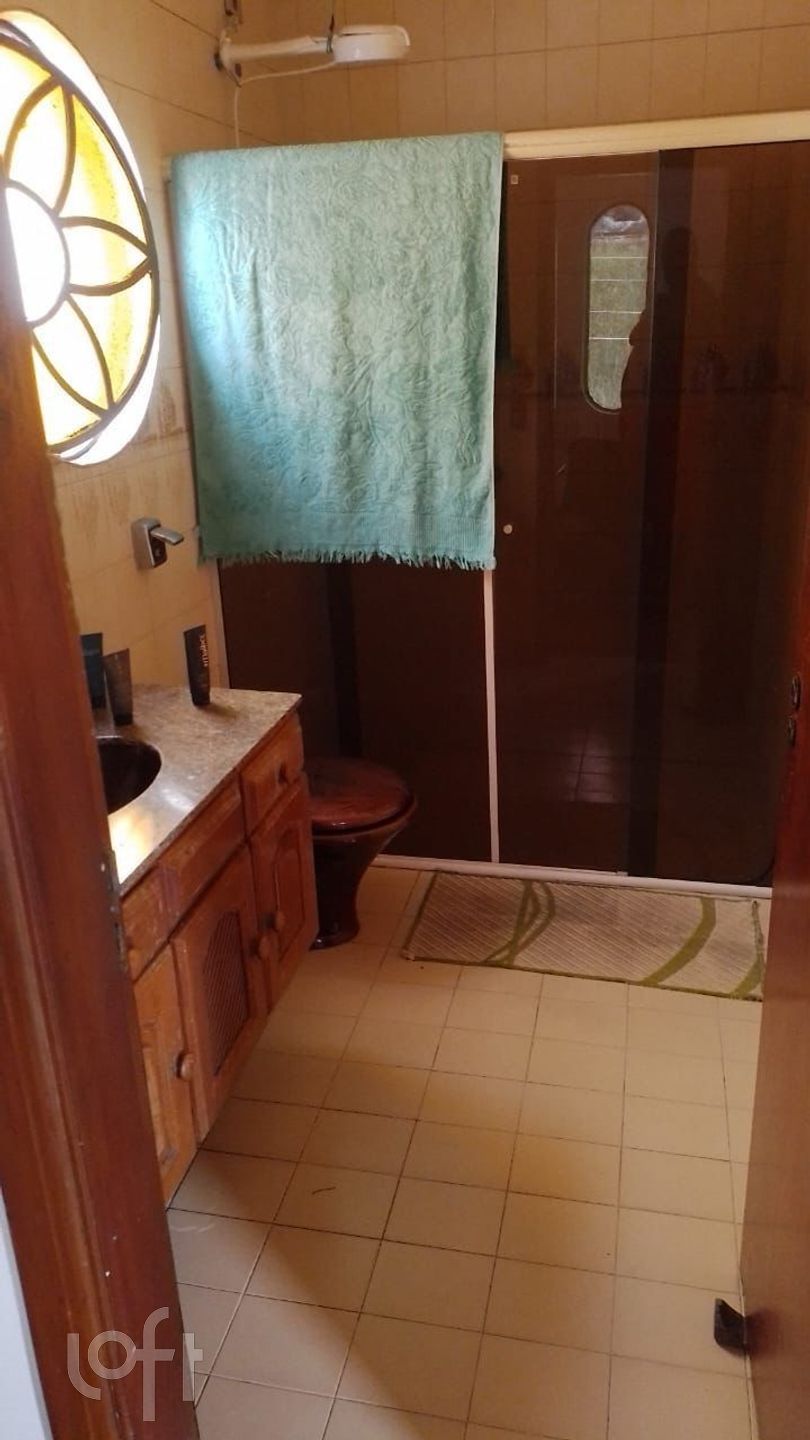 Casa à venda com 3 quartos, 250m² - Foto 27