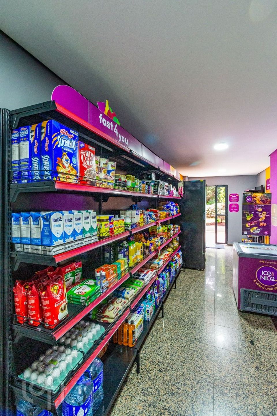 Apartamento à venda com 3 quartos, 72m² - Foto 22