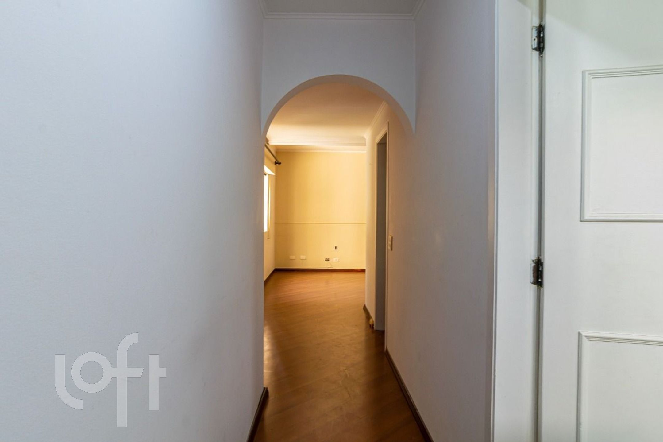 Apartamento à venda com 4 quartos, 275m² - Foto 3