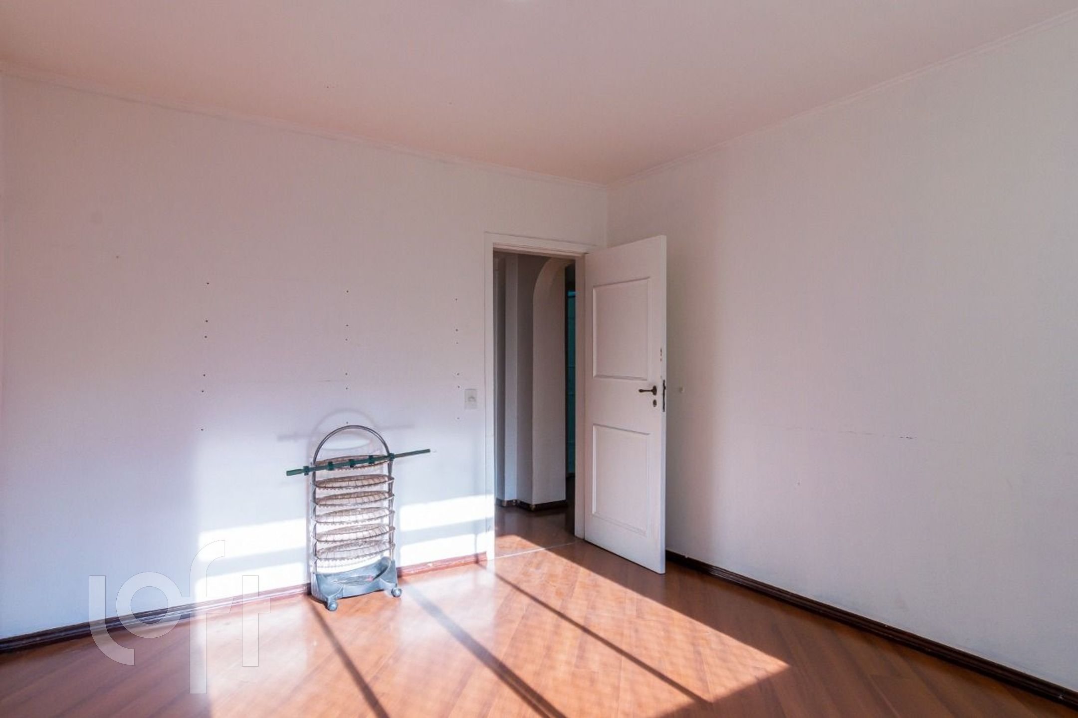 Apartamento à venda com 4 quartos, 275m² - Foto 16