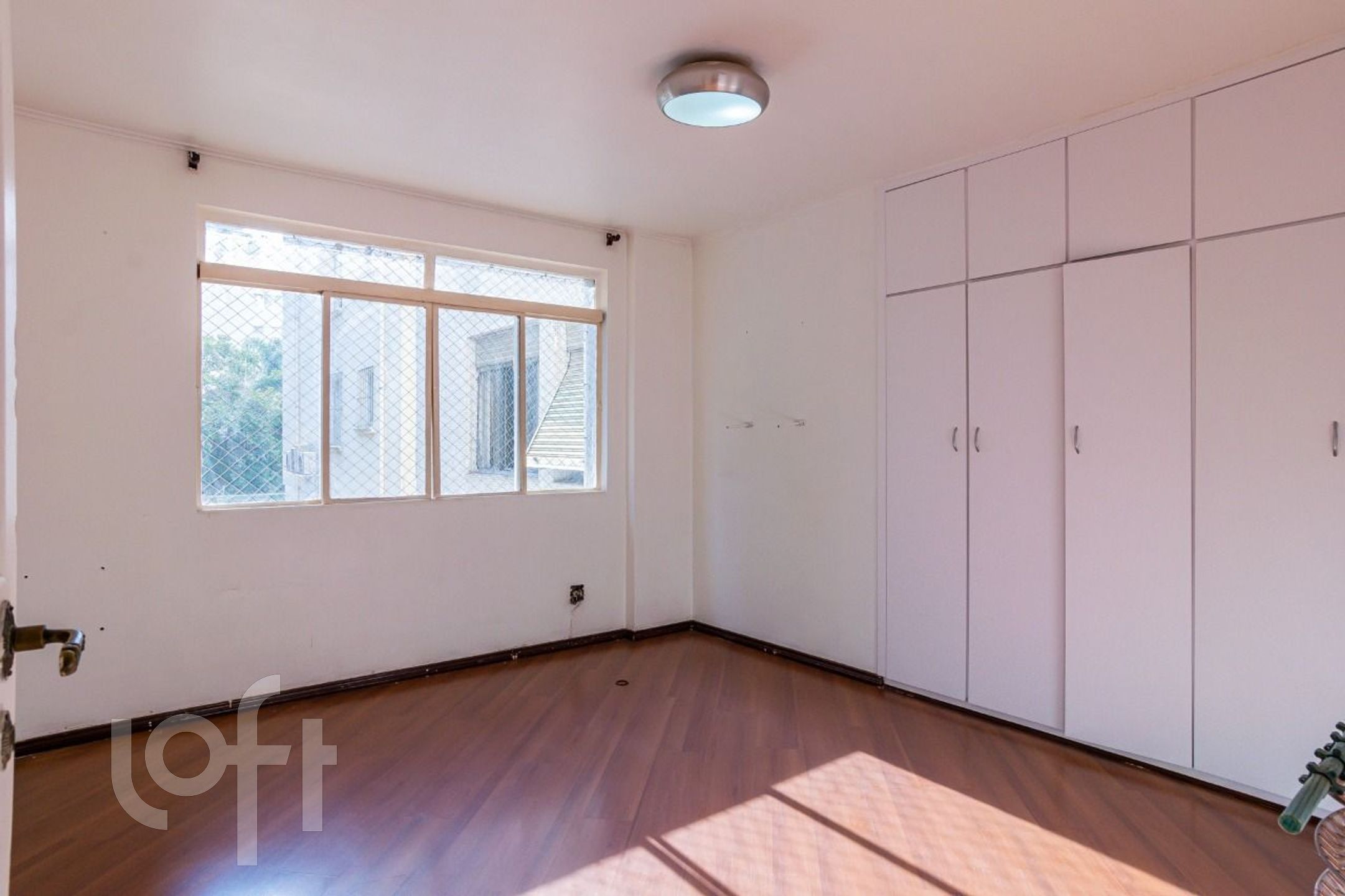 Apartamento à venda com 4 quartos, 275m² - Foto 11