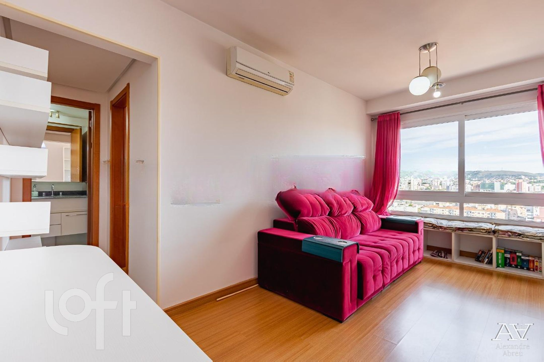 Apartamento com 44m², 1 dormitório, 1 vaga, Cidade Baixa em Porto Alegre