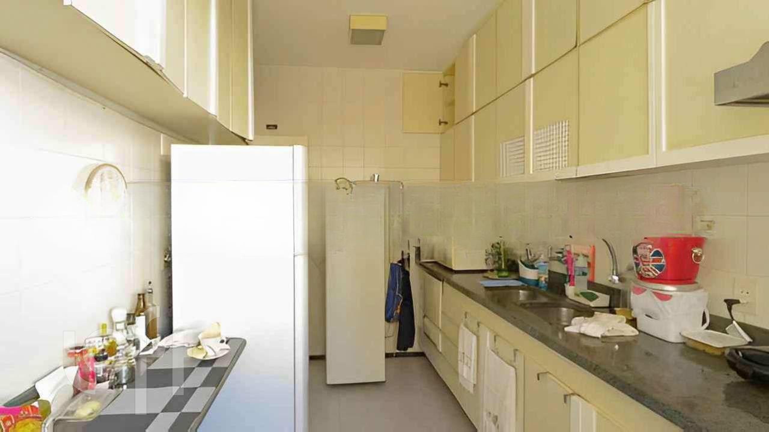 Apartamento à venda com 2 quartos, 155m² - Foto 10