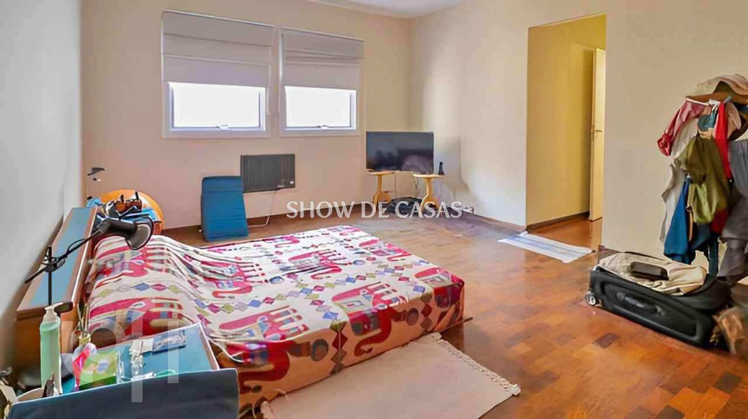 Apartamento à venda com 2 quartos, 155m² - Foto 4