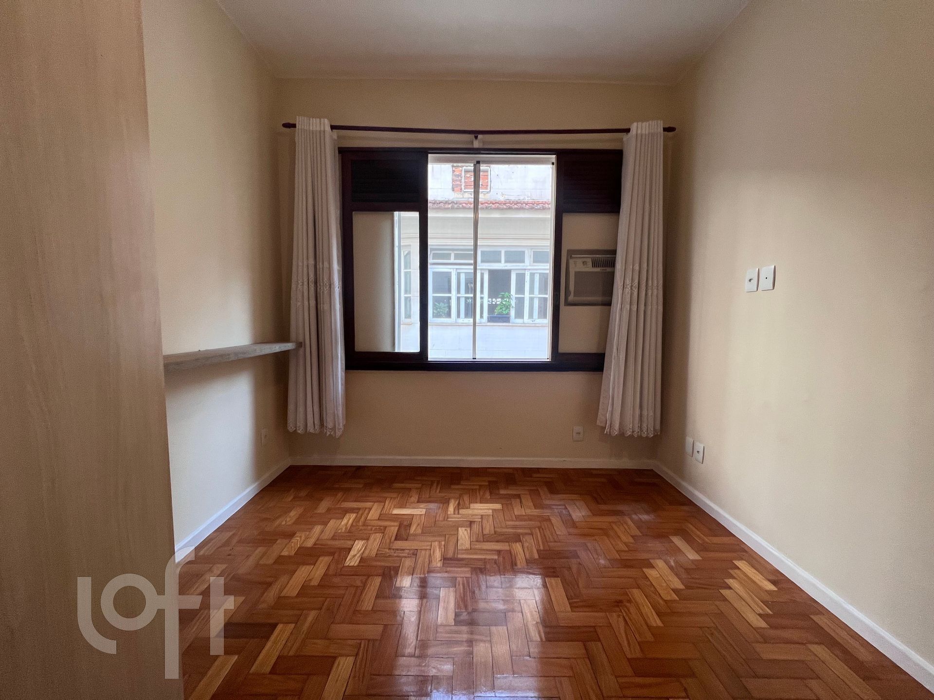 Apartamento à venda com 1 quarto, 41m² - Foto 17