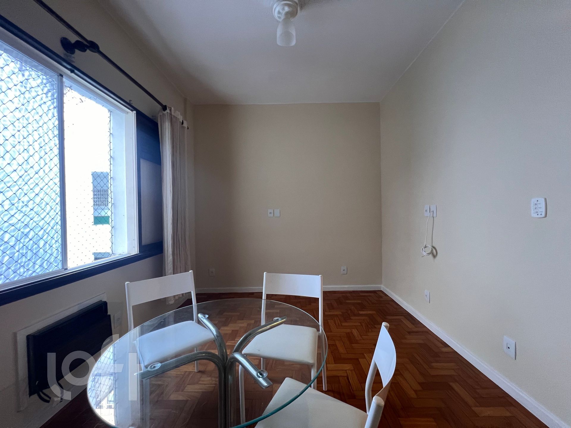 Apartamento à venda com 1 quarto, 41m² - Foto 8