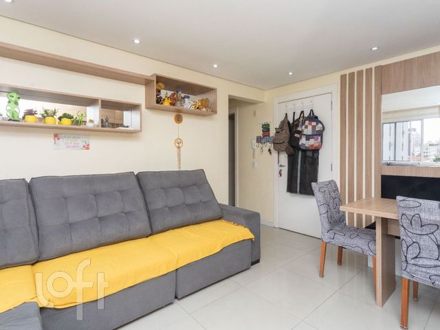 Apartamento com 69m², 3 dormitórios, 1 suíte, 1 vaga, Cristo Redentor em Porto Alegre