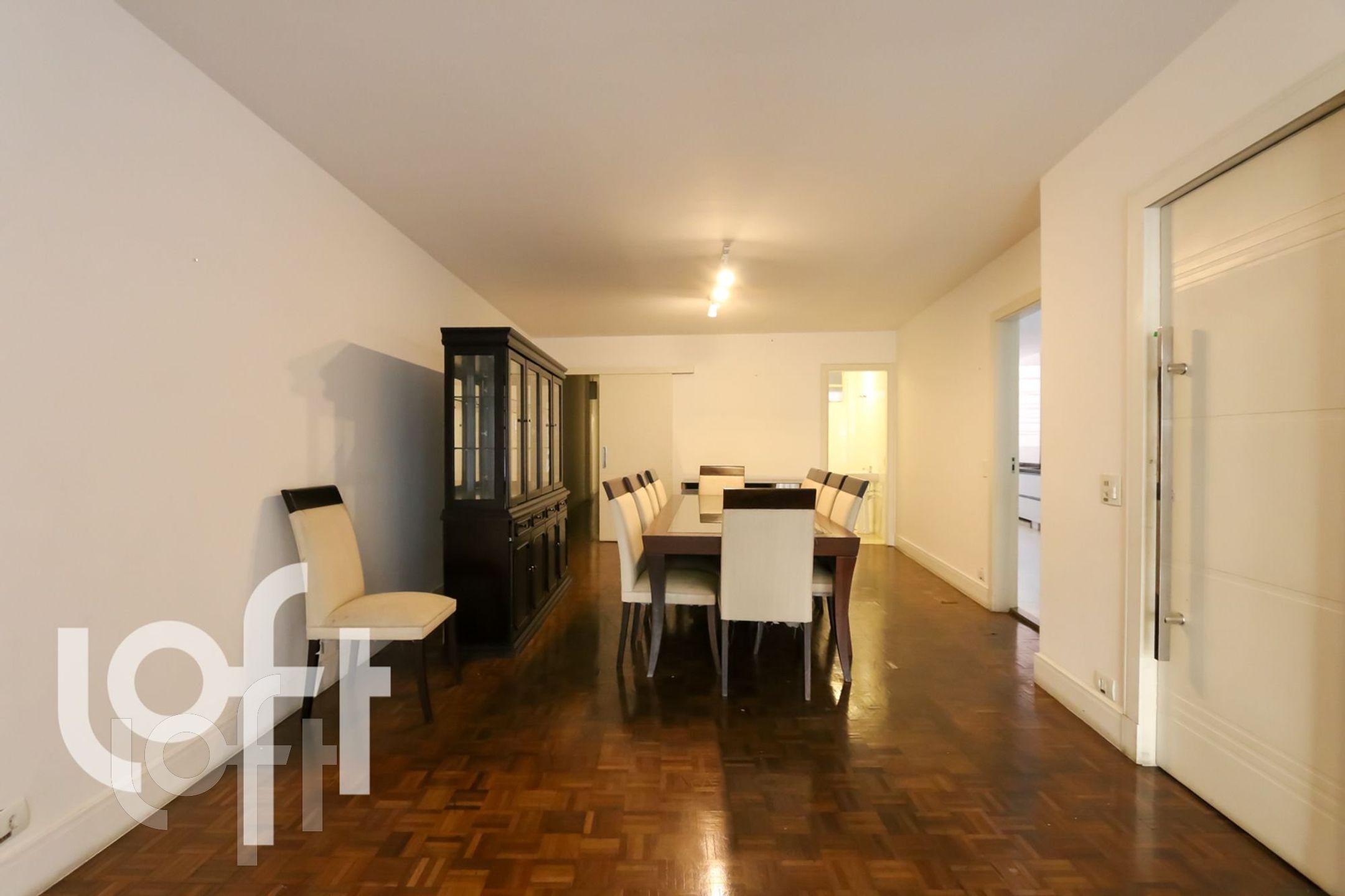 Apartamento à venda com 3 quartos, 250m² - Foto 26