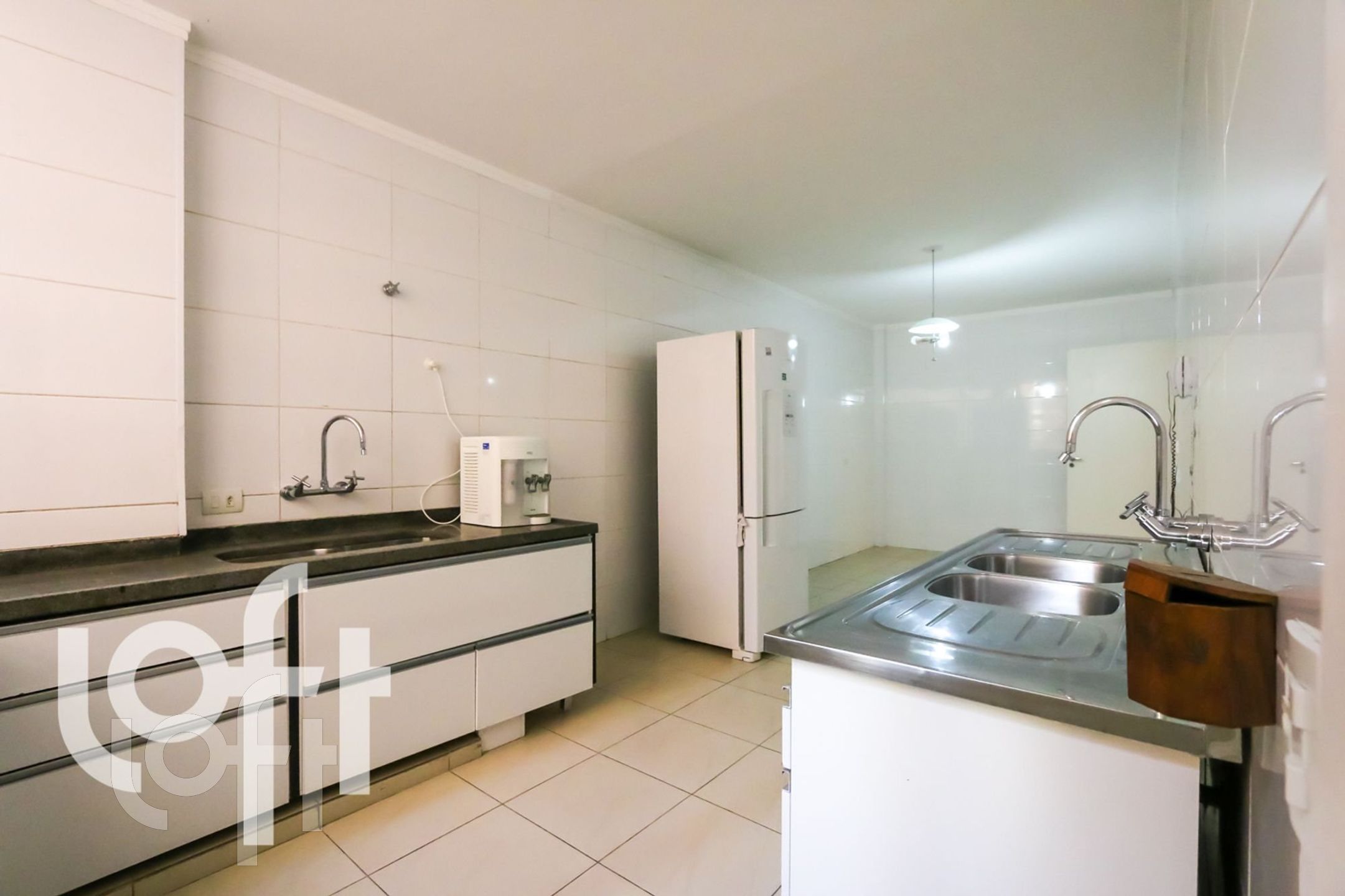 Apartamento à venda com 3 quartos, 250m² - Foto 17