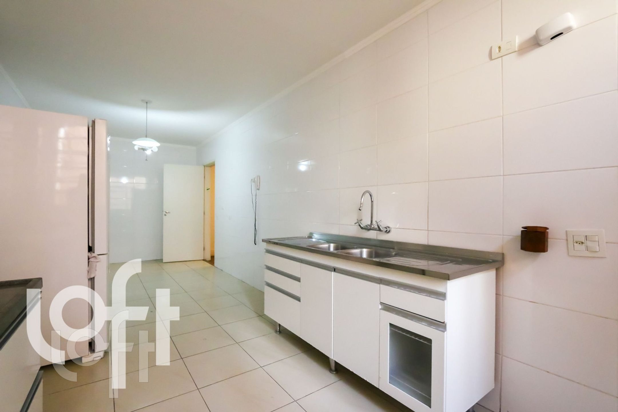 Apartamento à venda com 3 quartos, 250m² - Foto 18