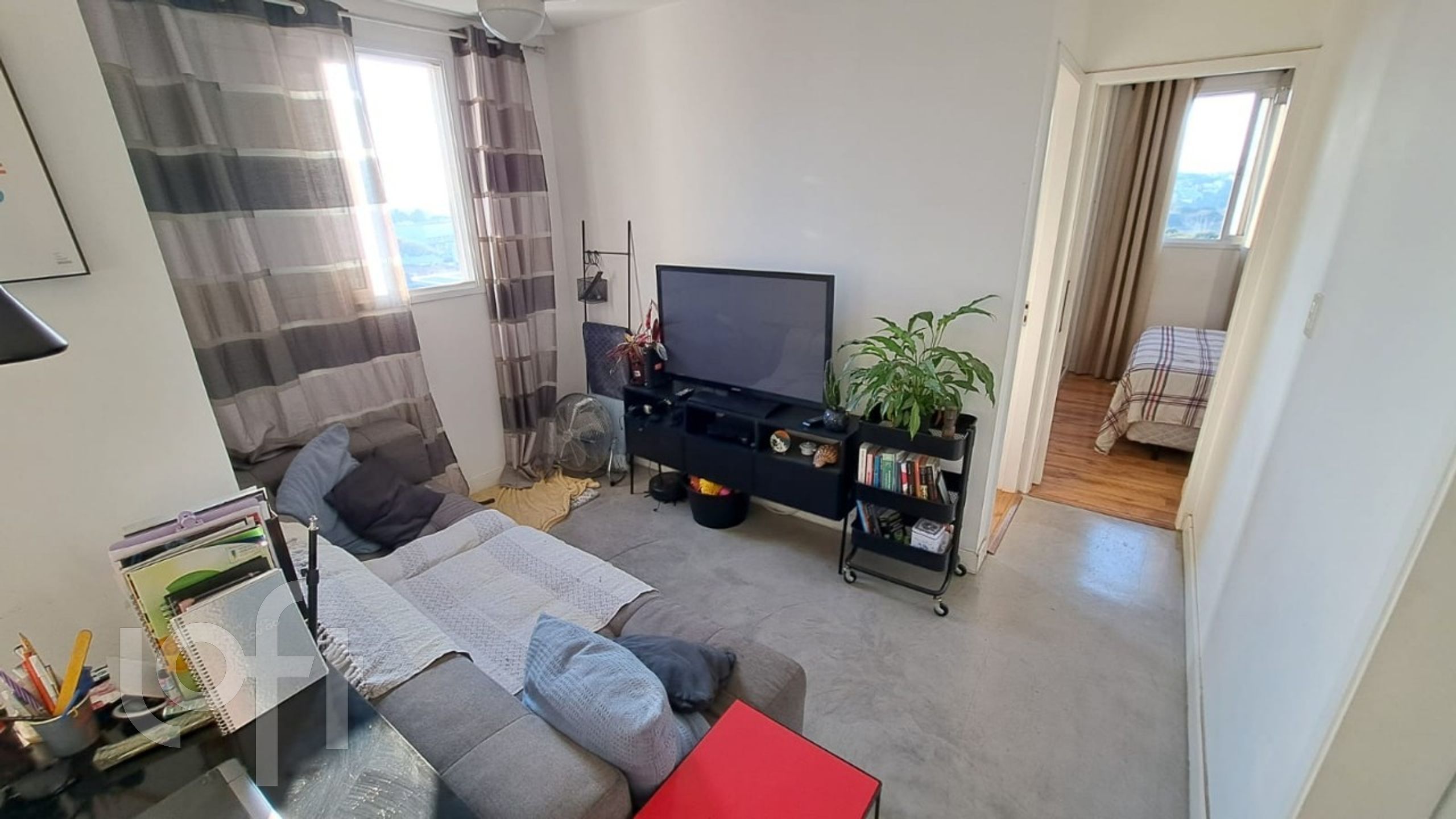 Apartamento à venda com 2 quartos, 63m² - Foto 2