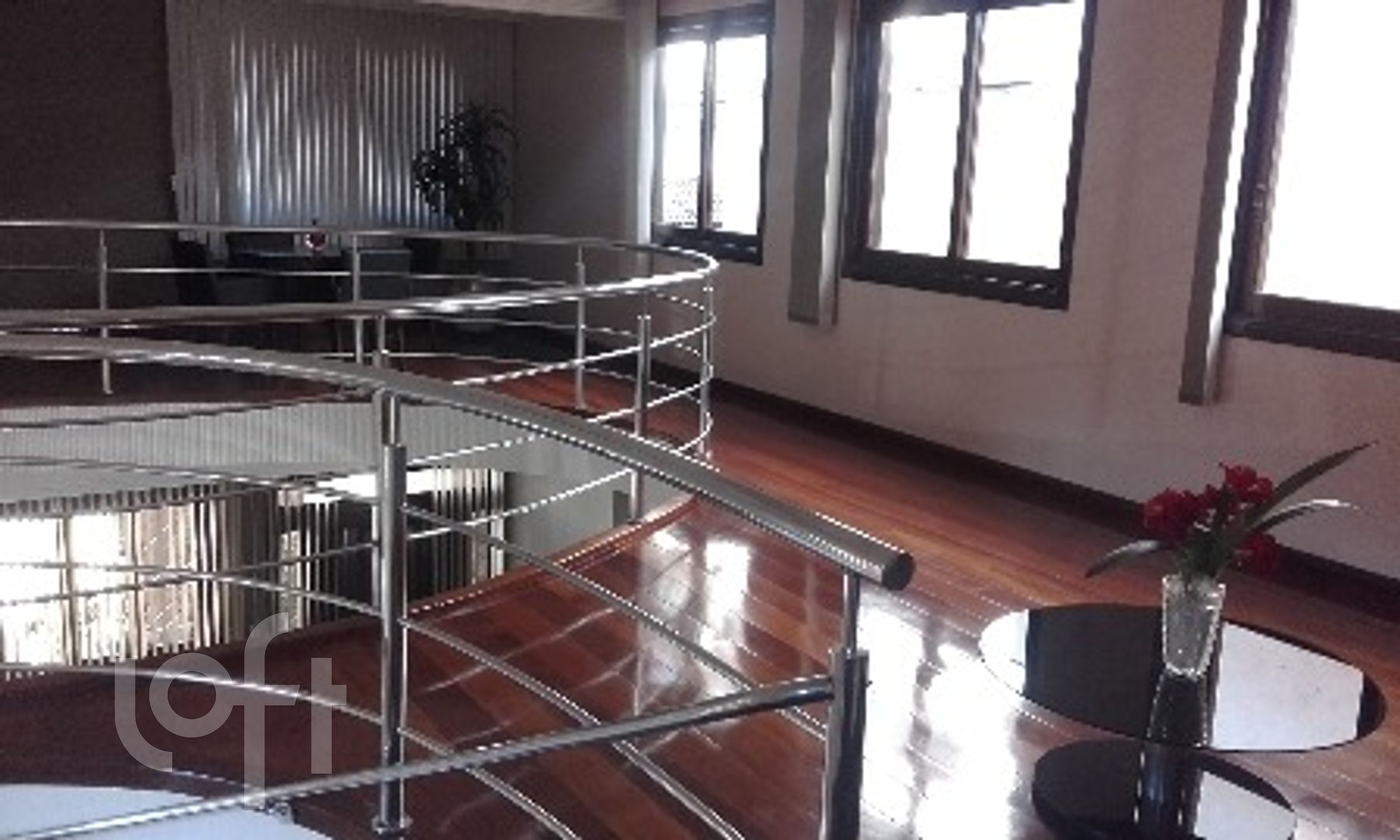 Casa à venda com 4 quartos, 350m² - Foto 3