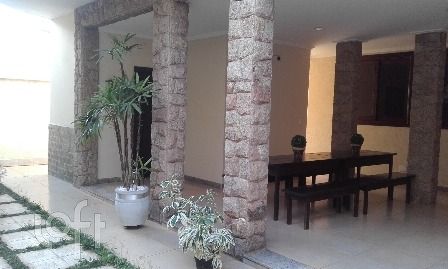 Casa à venda com 4 quartos, 350m² - Foto 25