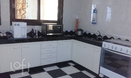 Casa à venda com 4 quartos, 350m² - Foto 22