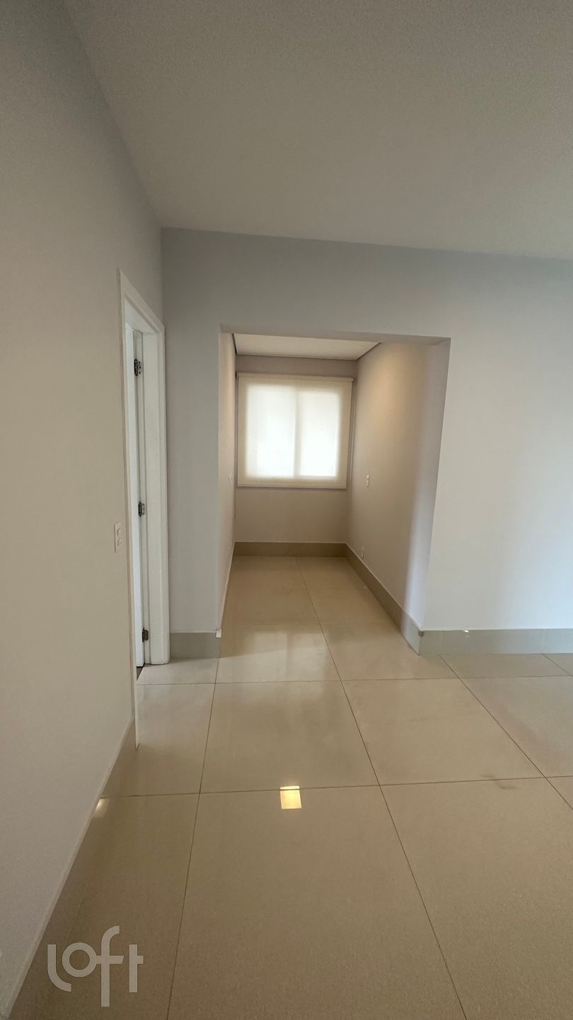 Apartamento à venda com 3 quartos, 145m² - Foto 12