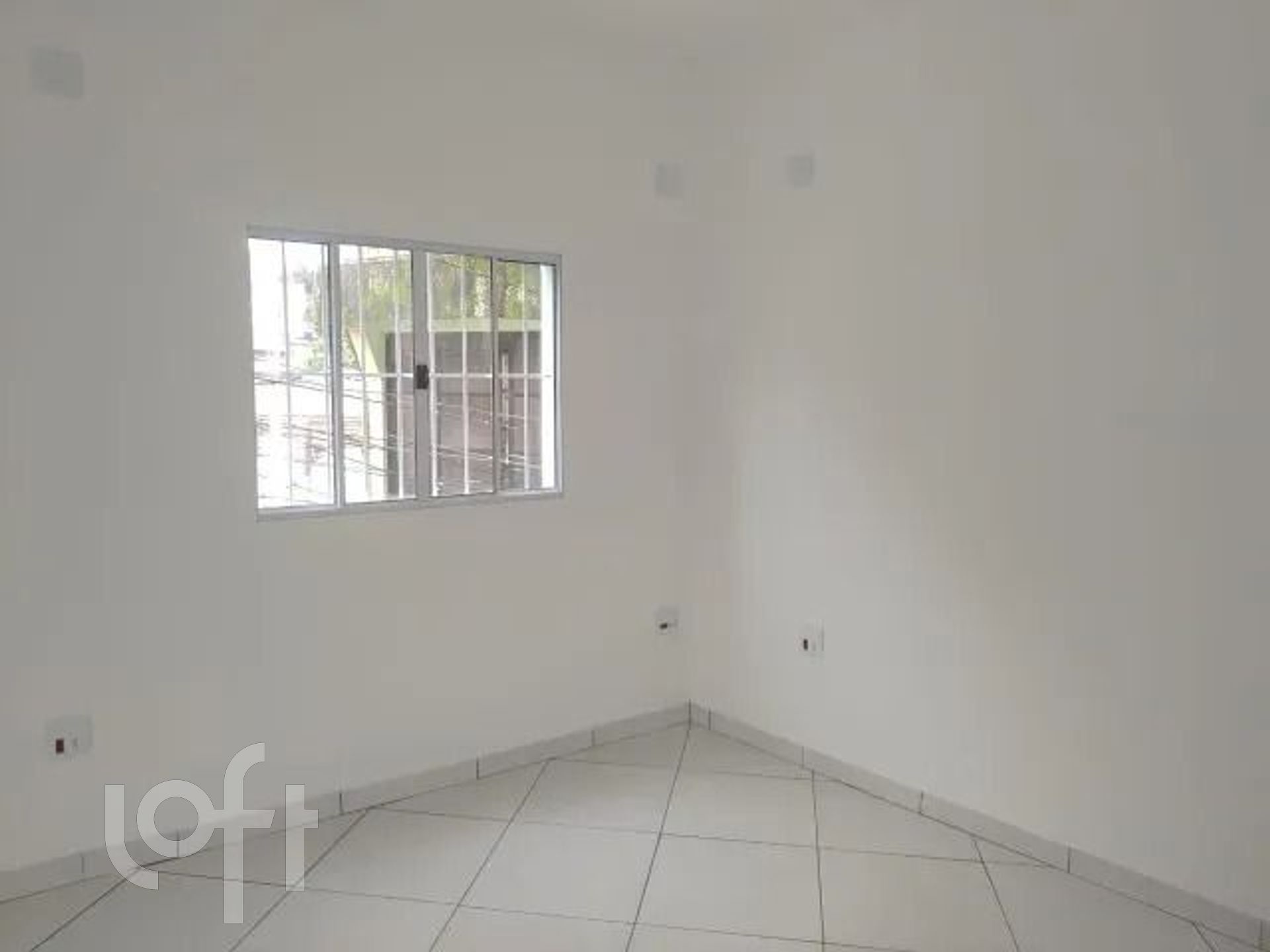 Casa à venda com 2 quartos, 90m² - Foto 5