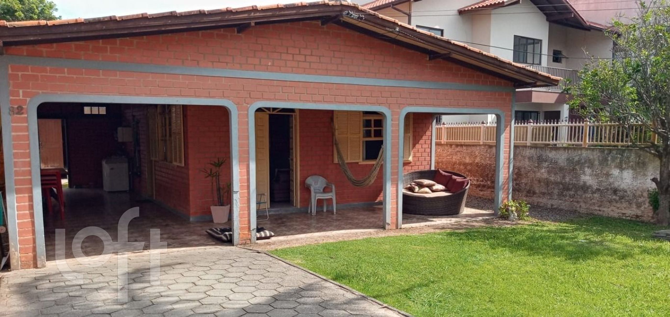 Casa Residencial com 150m², 4 quartos, 2 garagens, no bairro Santinho em Florianópolis